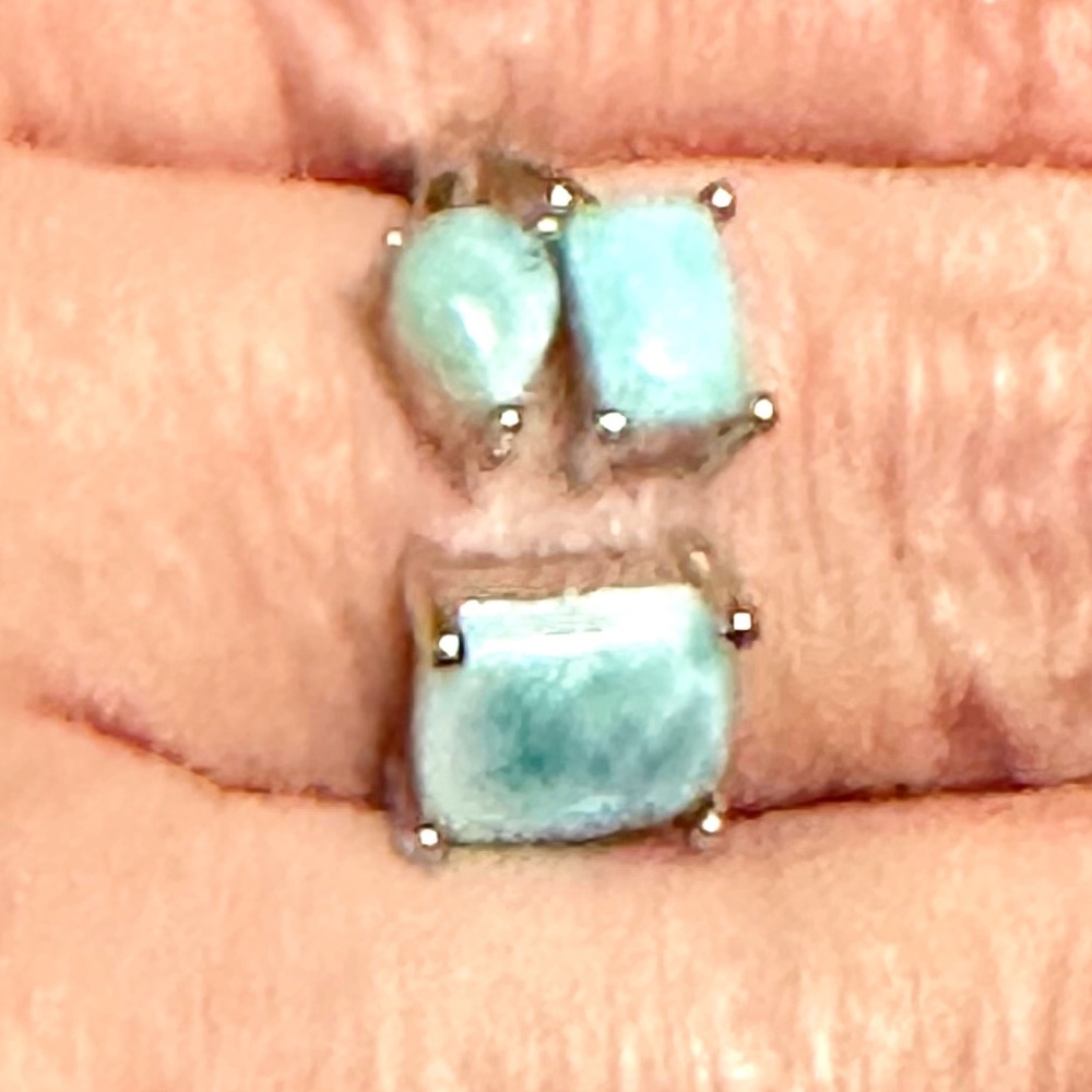 925 Sterling Silver Ring & 3 Larimar Stones in different shapes.